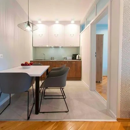 Apartment Bielanska Warschau